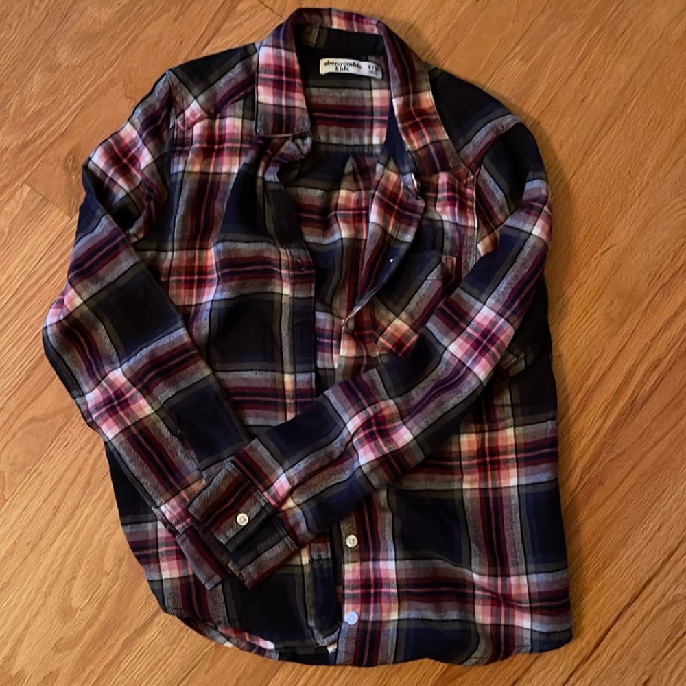 Abercrombie Kids soft brush shirt sz 9/10